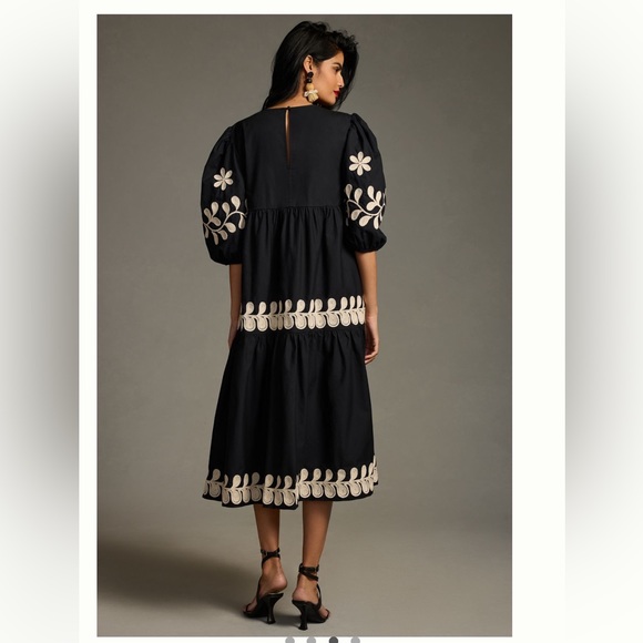 ANTHROPOLOGIE NWT EMBROIDERED PUFF SLEEVE DRESS 🔥 - Picture 3 of 4